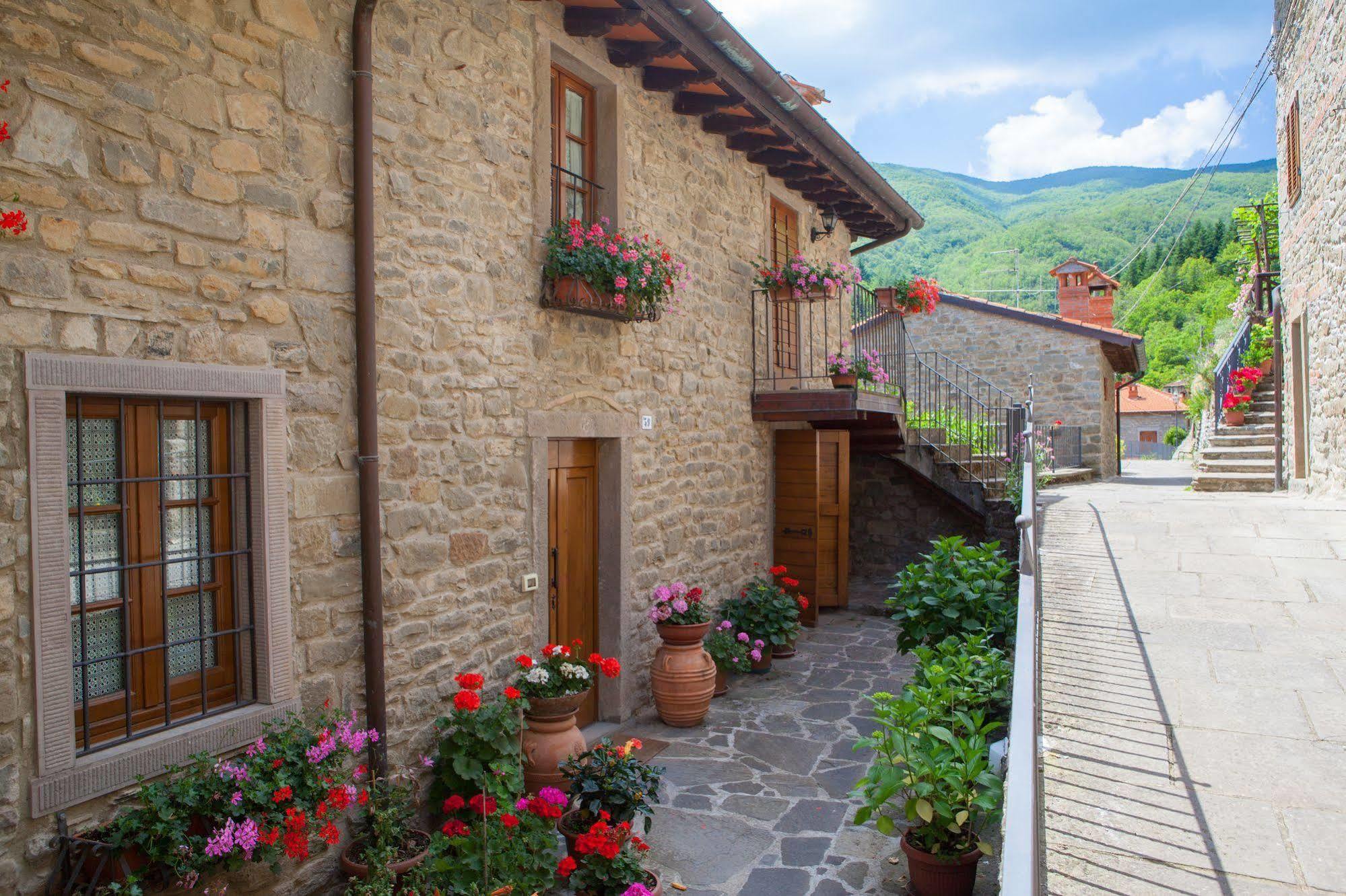 Borgo Dei Corsi Holiday House Reggiolo Extérieur photo