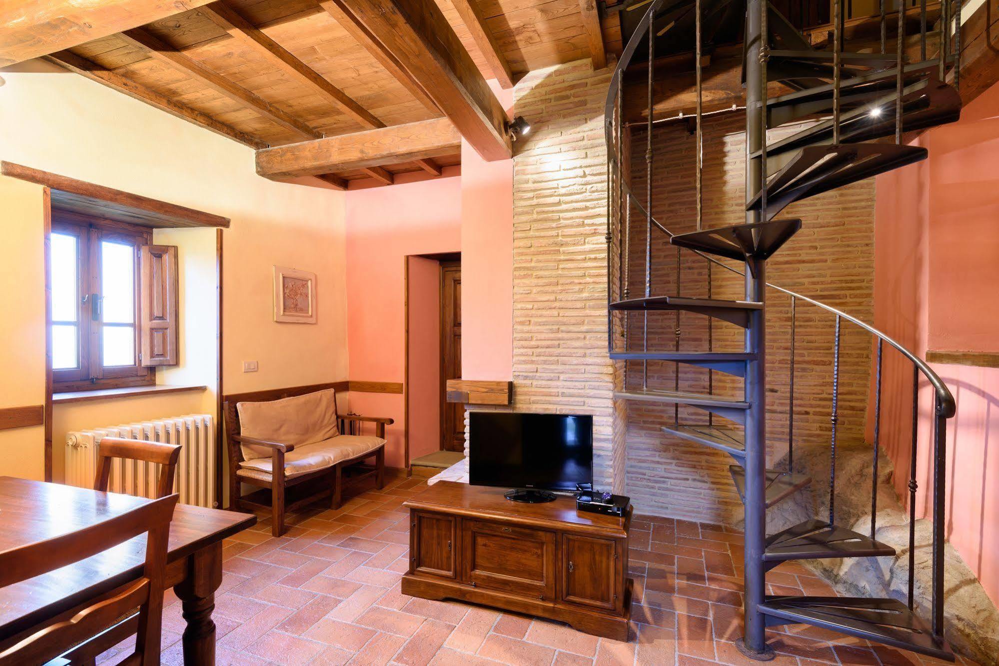 Borgo Dei Corsi Holiday House Reggiolo Extérieur photo