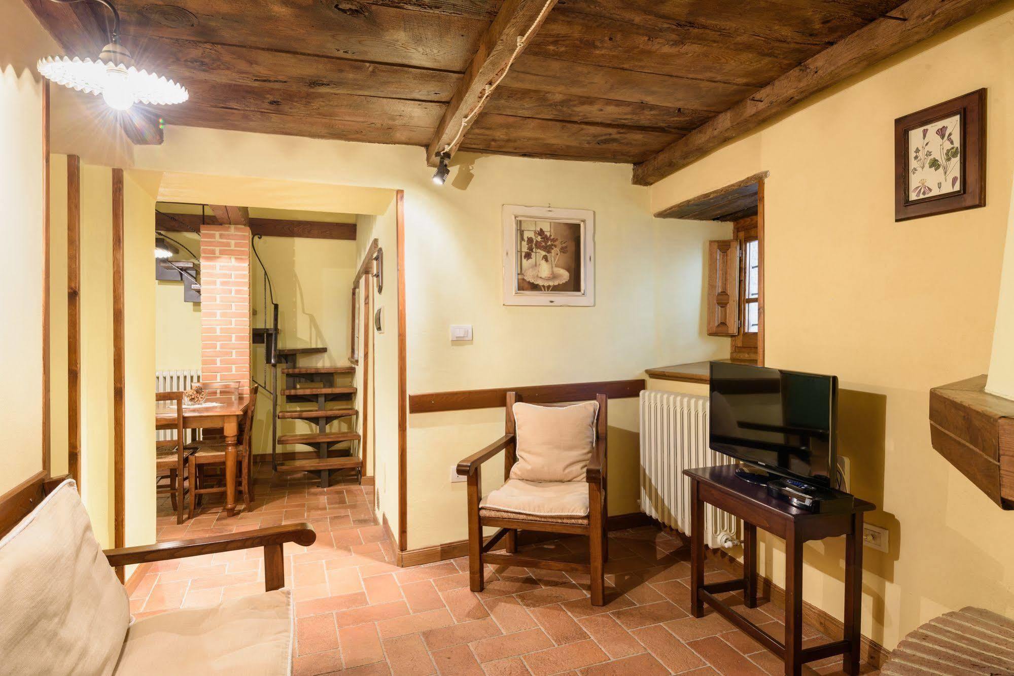Borgo Dei Corsi Holiday House Reggiolo Extérieur photo