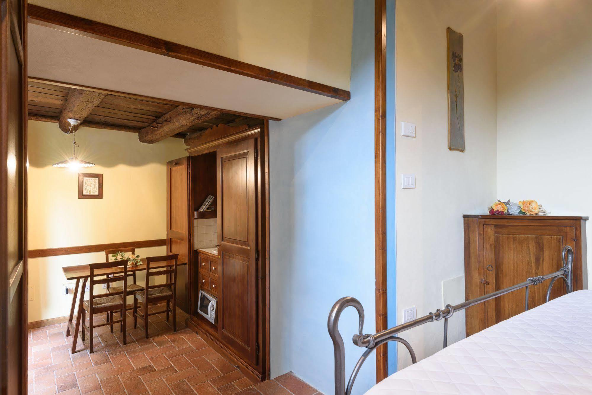 Borgo Dei Corsi Holiday House Reggiolo Extérieur photo